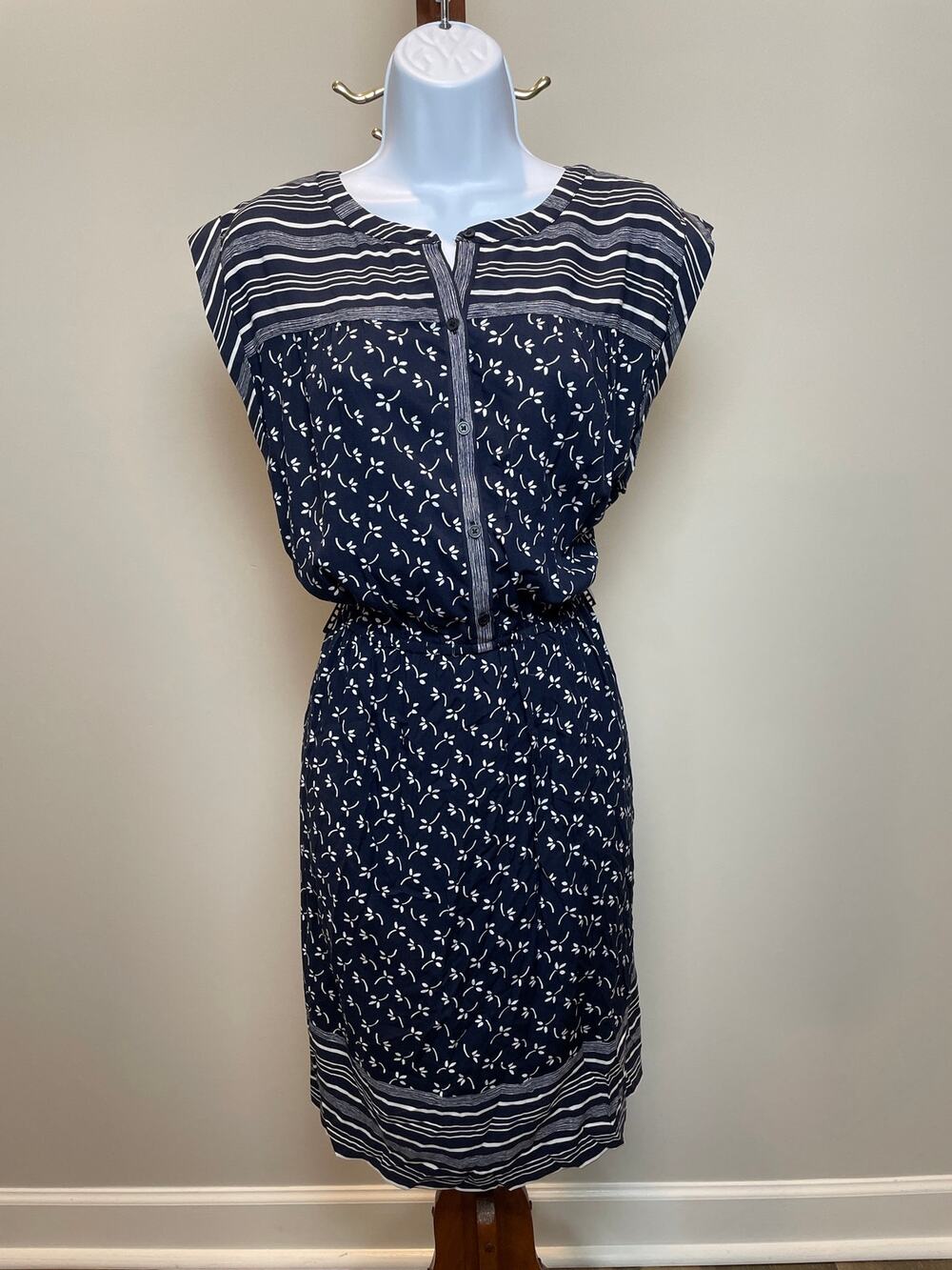 LOFT Outlet Shirt Dress Size L Navy Stripe Floral Tie Waist NWT